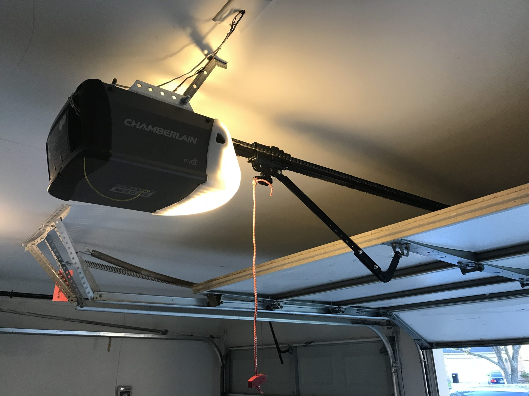 Garage Door Opener Installation am Round Rock, TX