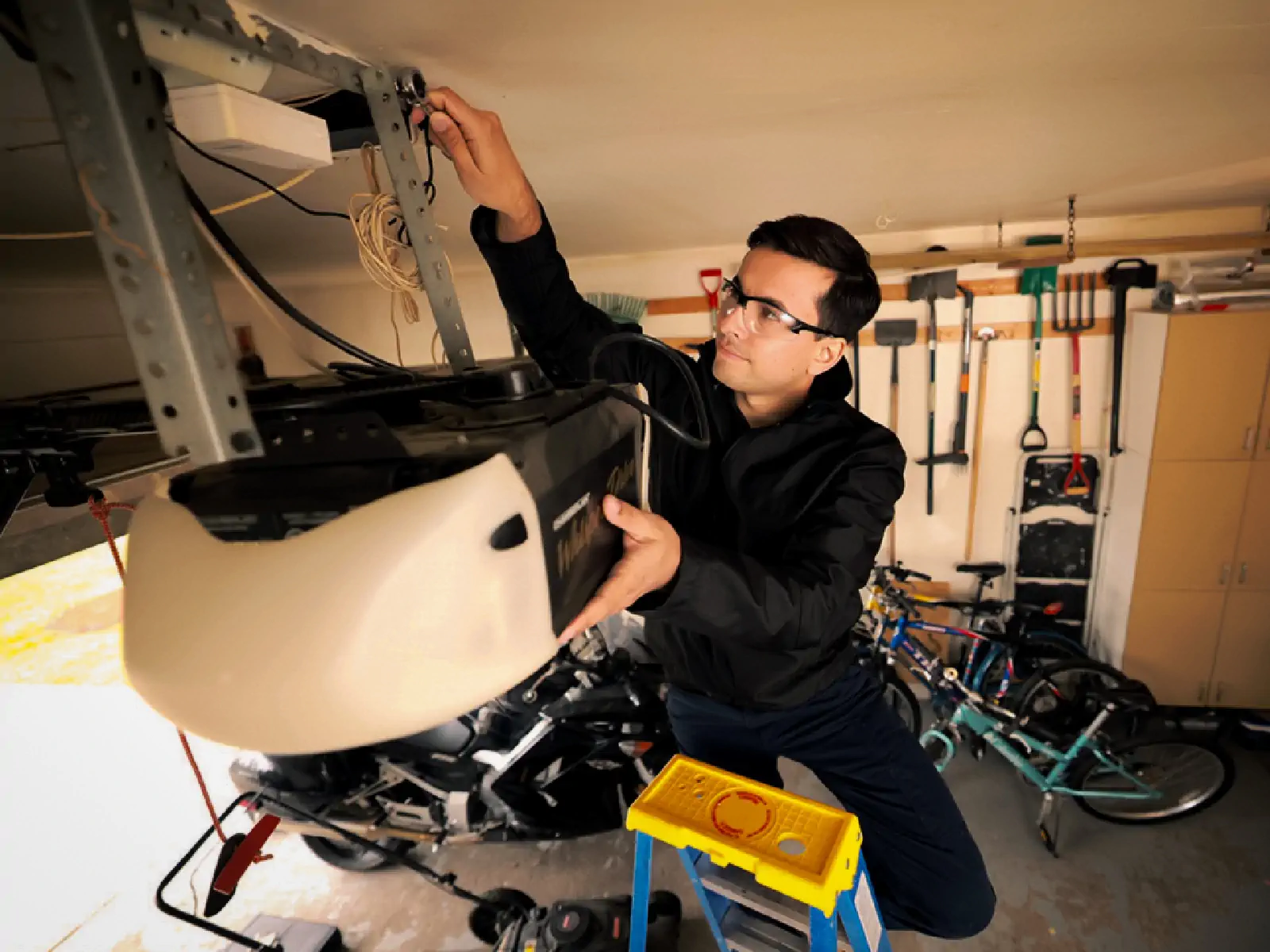 Residential Garage Door Maintenance Services in Westlake. TX